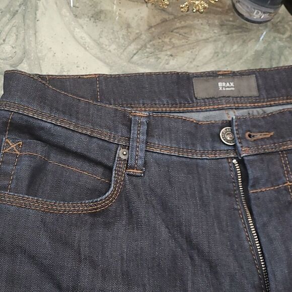 Brax  mens dark wash JEANS 34 like new - Picture 5 of 8